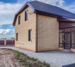 Продается красивый новый коттедж площадью 160 кв.м, в черте города – в поселке Большие Кабаны в Лаишевском районе Татарстана.