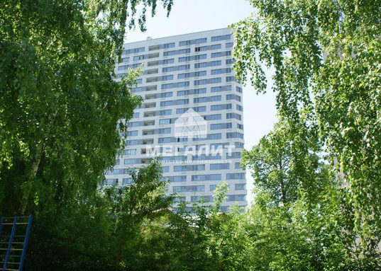 ЖК Clover house - сданный дом с необычным современным фасадом, расположен на возвышенности в самом центре Казани, что создает прекрасные видовые характеристики даже для квартир на невысоких этажах.