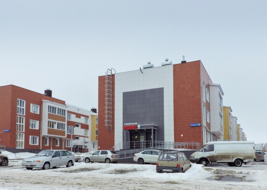 Качественная предчистовая отделка, индивидуальное отопление, наливной пол.