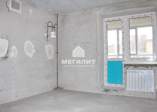 квартиру в новом сданном доме, расположенном в Приволжском районе гор.