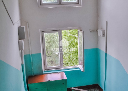 Продается светлая, просторная и уютная двухкомнатная квартира в Кировском районе на ул. Баруди 7.
