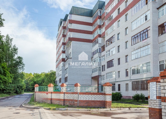 Потрясающий вид, открывающийся из окон, также не разочарует Вас.