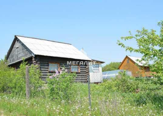Продам дачу для большой семьи.