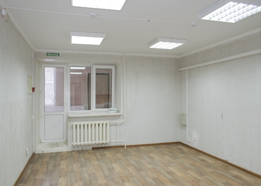 Продаётся помещение свободного назначения площадью 118 кв.м., по адресу ул. Ленинградская д.60 Б, на первом этаже со своими собственными входными группами.