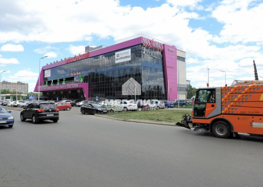Ежедневно один из самых популярных фитнес-центров Кировского района - «Максимус», посещает около 2000 человек.