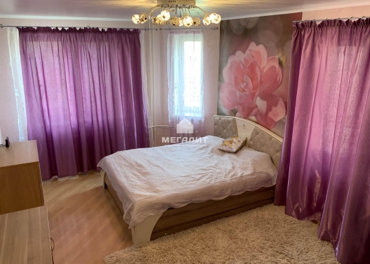 Квартира находится близко к центру города, возле Казанского Ипподрома!