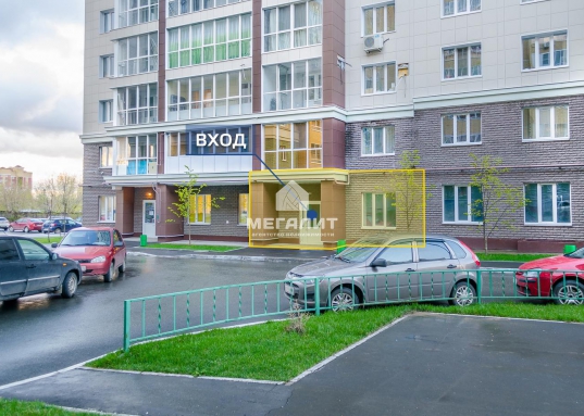 Продается коммерческое помещение в ЖК ''Изумрудный город''
