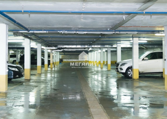 Есть одно место на подземной парковке стоимостью 1 200 000 руб.