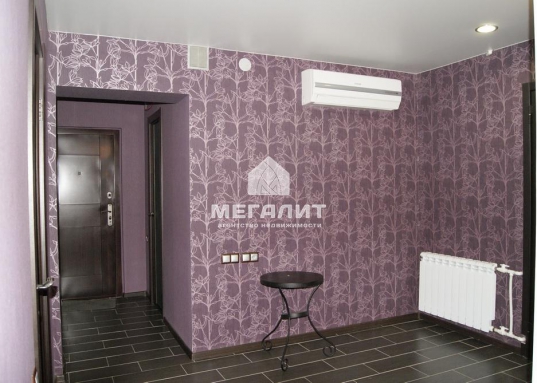 Продам шикарное помещение с дорогим и качественным ремонтом, продуманной планировкой, удачным расположением в Вахитовском районе Казани по привлекательной цене.