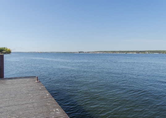 Вашему вниманию представлена роскошная 3-х этажная Вилла на берегу самой крупной реки в Европе - Волга, расположенная в экологически чистом районе РТ, с.