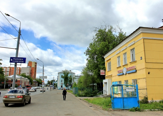 Помещение общей площадью 29,1 кв.м. расположено на границе Московского и Кировского районов по адресу ул. Восстания, д. 92.