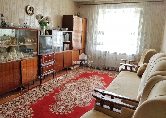 Сдаётся на длительный срок 2-комнатная квартира рядом с Московским рынком и станцией метро Яшьлек по привлекательной цене.