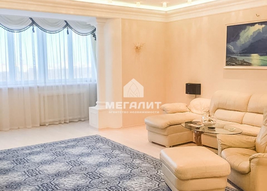 Это предложение для ценителей сдержанного шика и утонченности.