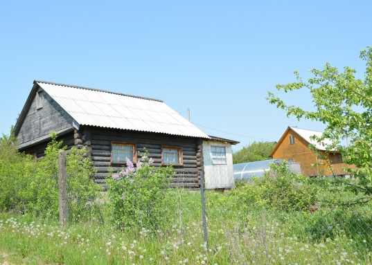 Продам дачу для большой семьи.