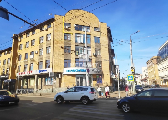 Продаю офисное помещение в деловом центре Вахитовского района