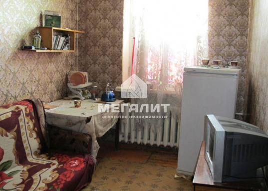 804 км"; Детский игровой парк - между ул. Главной - Парковой; ресторан быстрого питания "Макдональдс" и супермаркет "Бахетле" - по ул. Мира, а также другие объекты инфраструктуры, необходимые в повседневной жизни.