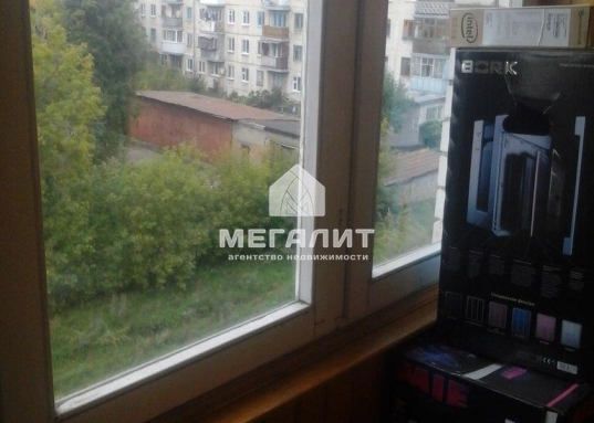В Вахитовском районе сдается прекрасная двухкомнатная квартира, с хорошим ремонтом,новой мебелью и техникой.