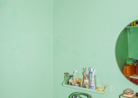 Удобная планировка квартиры, высота потолков - 2,8 м. Изолированные комнаты, квадратная кухня 7 кв.м, раздельный санузел.