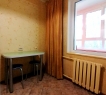 <strong>        Продаю просторную однокомнатную квартиру по ул. Сафиуллина, д. 18 в центре Приволжского района г. Казани, в шаговой доступности от станции метро Проспект Победы и станции метро Дубравная.</strong><br /><br />         Квартира без обременений, вся сумма в договоре, ключи в день полного расчета.<br /><br />         Квартира расположена на третьем этаже девятиэтажного дома 1989 года постройки.