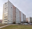 Прямо во дворе детский сад №394, рядом детский сад № 402 Солнышко, на ул. Ломжинская №399 Тургай, на ул. Ю.