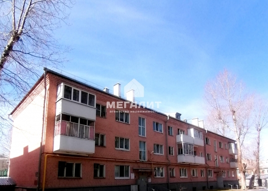 Продаю квартиру рядом со ст. метро "Аметьево" и "Горки"