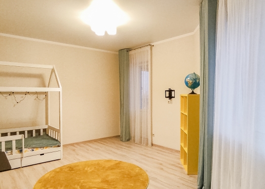 Адрес: ул. Павлюхина, дом 110В, Количество комнат: 3, Общая площадь: 103.4 м<sup>2</sup>, Жилая площадь: 43.5 м<sup>2</sup>, Площадь кухни: 30 м<sup>2</sup>, Этаж: 15/22, Тип дома: Кирпичный, Район: Приволжский