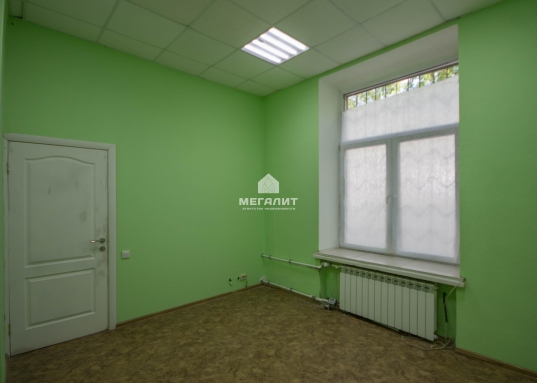 • Отопление центральное.