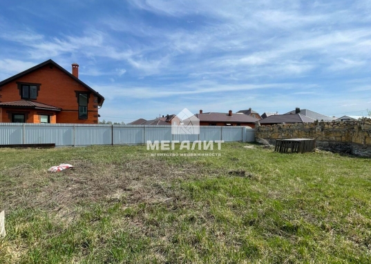 Адрес: ул. Ленинская, дом 2Б, Площадь дома: 335,5 м<sup>2</sup>, Площадь участка: 10 соток, Район: Лаишевский