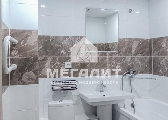 Лоджия застекленная.