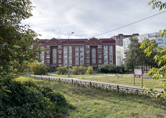 Адрес: ул. Чистопольская, дом 45, Количество комнат: 1, Общая площадь: 35 м<sup>2</sup>, Жилая площадь: 17.3 м<sup>2</sup>, Площадь кухни: 8.1 м<sup>2</sup>, Этаж: 3/5, Тип дома: Кирпичный, Район: Ново-Савиновский