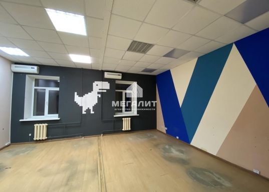 Адрес: ул. Московская, дом 15, Общая площадь: 337 м<sup>2</sup>, Район: Вахитовский