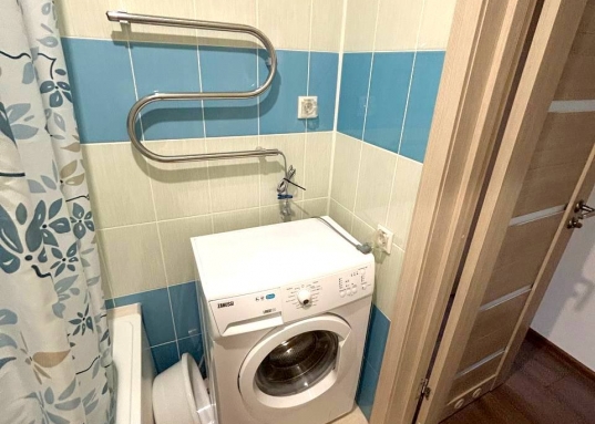 рядом центральные улицы: Пр.