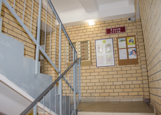 В поселке есть все необходимые магазины, аптеки, ФАП.