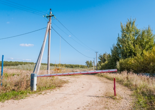 Продам участок у воды вблизи Тетеево-2