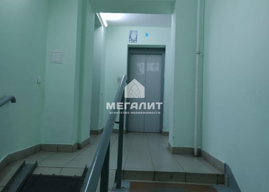 Рядом ТЦ «Франт», «Южный», «Мега», ул. Минская, Чишмяле, Ломжинская, Проспект Победы, Фучика, в шаговой доступности Горкинско-Ометьевский лес.