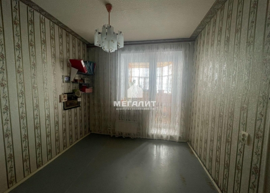 </strong><br />Также рядом юношеский клуб с секциями, хоккейная коробка, спортивные площадки.<br />2. Всегда есть место для вашего автомобиля - множество парковочных мест во дворе и круглосуточная охраняемая парковка.<br />3.