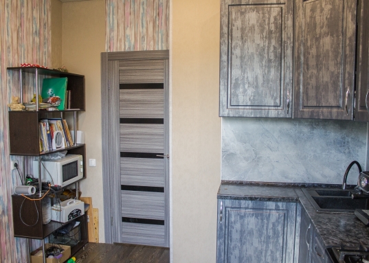 Комнаты раздельные, санузел совмещен.