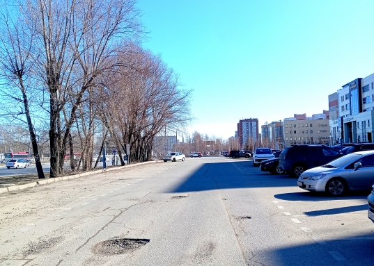 Адрес: ул. Ямашева пр-кт, дом 33А, Общая площадь: 390 м<sup>2</sup>, Район: Ново-Савиновский