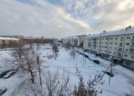 Сдам квартиру возле метро "Яшьлек"