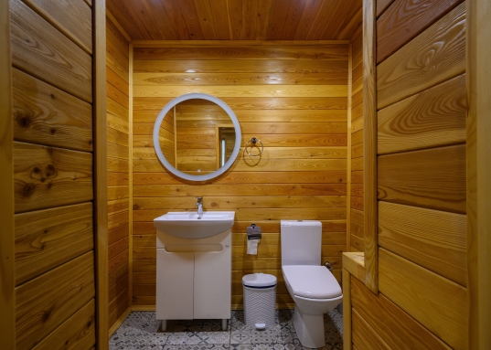 Этот банный комплекс - идеальное место для восстановления сил, снятия стресса и наслаждения моментами истинного блаженства.