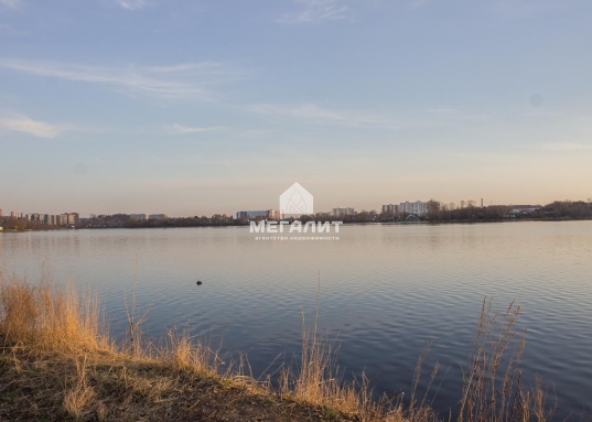 Адрес: ул. территория Военный Городок 2, дом 44, Площадь комнаты: 33.3 м<sup>2</sup>, Площадь кухни: 7 м<sup>2</sup>, Площадь квартиры: 67 м<sup>2</sup>, Комнат в квартире: 3, Этаж: 1/2, Тип дома: Кирпичный, Район: Приволжский