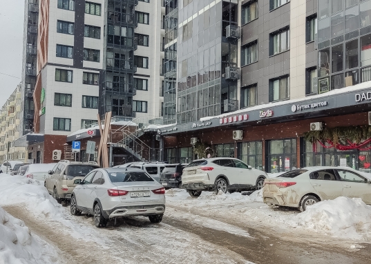 Сдается в аренду помещение с отдельным входом  в новом ЖК!