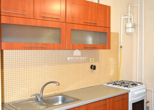 Адрес: ул. Бондаренко, дом 16, Количество комнат: 2, Общая площадь: 51.2 м<sup>2</sup>, Жилая площадь: 27 м<sup>2</sup>, Площадь кухни: 11.07 м<sup>2</sup>, Этаж: 6/10, Тип дома: Панельный, Район: Ново-Савиновский