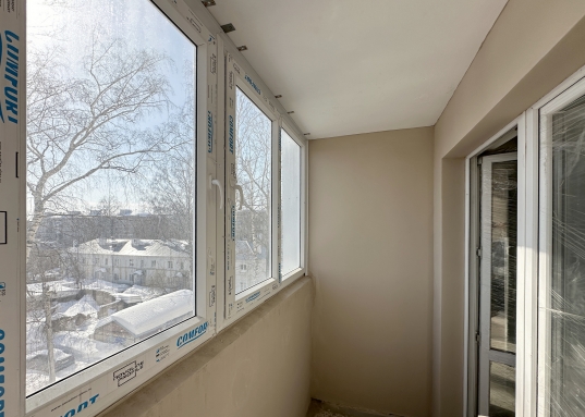 метро "Северный вокзал" (5 минут пешком), несколько общеобразовательных школ, гимназияя, 3 детских сада, магазины, аптеки, пвз.<br /><br />Чистая продажа, 1 взрослый собственник, без залогов и обременений.<br />Объект юридически проверен и чист!<br /><br /><strong>Звоните, чтобы узнать подробнее и договориться о просмотре!</strong><br /><br /><br /><em><strong>С уважением, ваш гид в мире недвижимости, Шахимарданова Гузель.</strong></em><br /><br /><em><strong>АН «МЕГАЛИТ» основано в 2004 году.