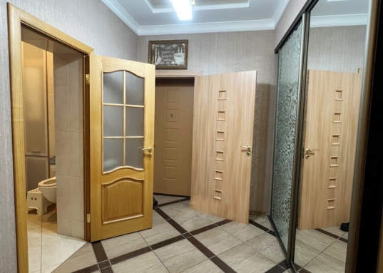 Идеальное месторасположение дома вблизи Кремля, а также улиц Батурина, Тельмана, Япеева, Бехтерева, Федосеевская, Большая Красная и Карла Маркса.