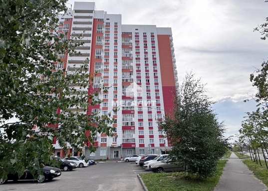 Адрес: ул. Мустая Карима, дом 3, Количество комнат: 3, Общая площадь: 86.3 м<sup>2</sup>, Жилая площадь: 45 м<sup>2</sup>, Площадь кухни: 13 м<sup>2</sup>, Этаж: 2/18, Тип дома: Кирпичный, Район: Кировский