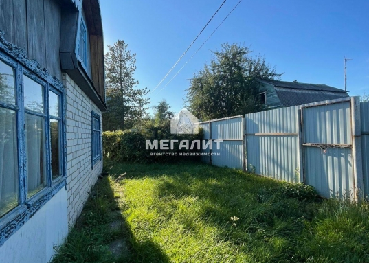 Волга, шикарное место для пляжного отдыха и рыбалки.<br />* Рядом остановка общественного транспорта<br /> Чистая сделка: Один взрослый собственник, более 5 лет в собственности.<br /><br />Не упустите свой шанс стать владельцем этого райского уголка!