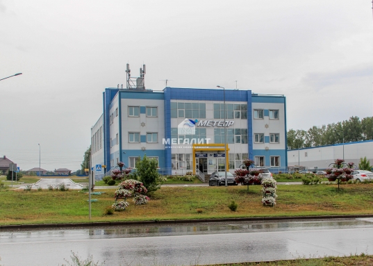 Адрес: ул. Строителей пр-кт, дом 52, Общая площадь: 425 м<sup>2</sup>, Район: Зеленодольский