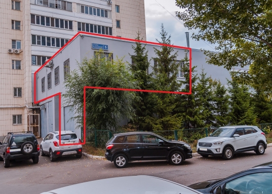 Вахитова</strong> (граница Ново-Савиновского и Московского районов)<strong>.<br /></strong>- Рядом<strong> ст.