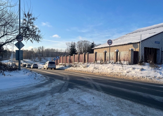 Участок с готовыми коммуникациями в Кадышево!<br /><br /> Уникальное предложение купить участок для строительства дома вашей мечты. <br />​​​​​​​<br />Продается земельный участок в одном из самых востребованных направлений - в <strong>пос.